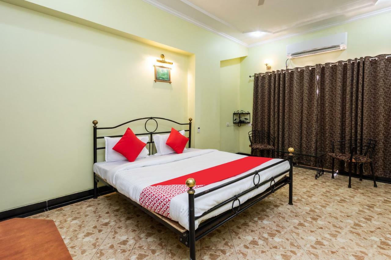 Oyo 38142 Girdhar Mahal Hotel Indore Ngoại thất bức ảnh