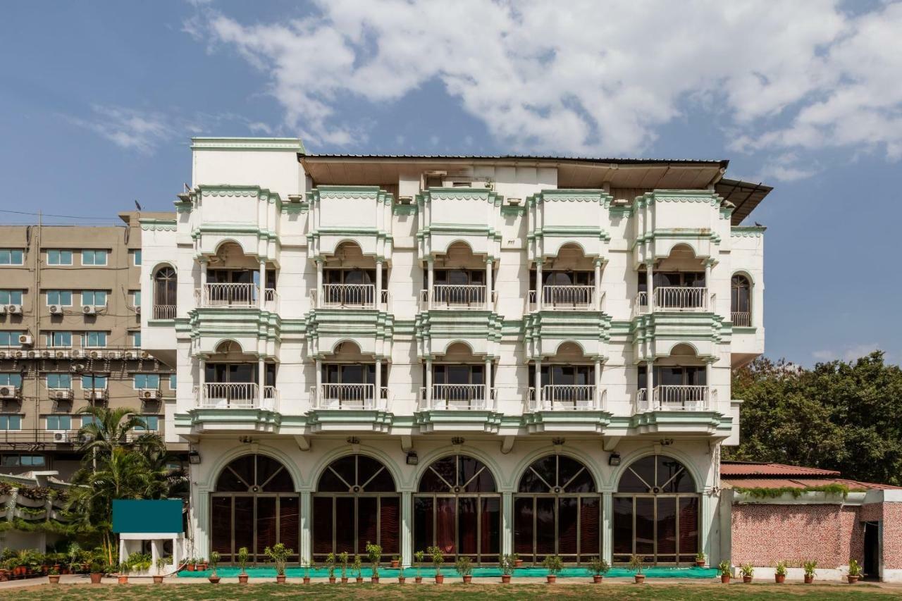Oyo 38142 Girdhar Mahal Hotel Indore Ngoại thất bức ảnh