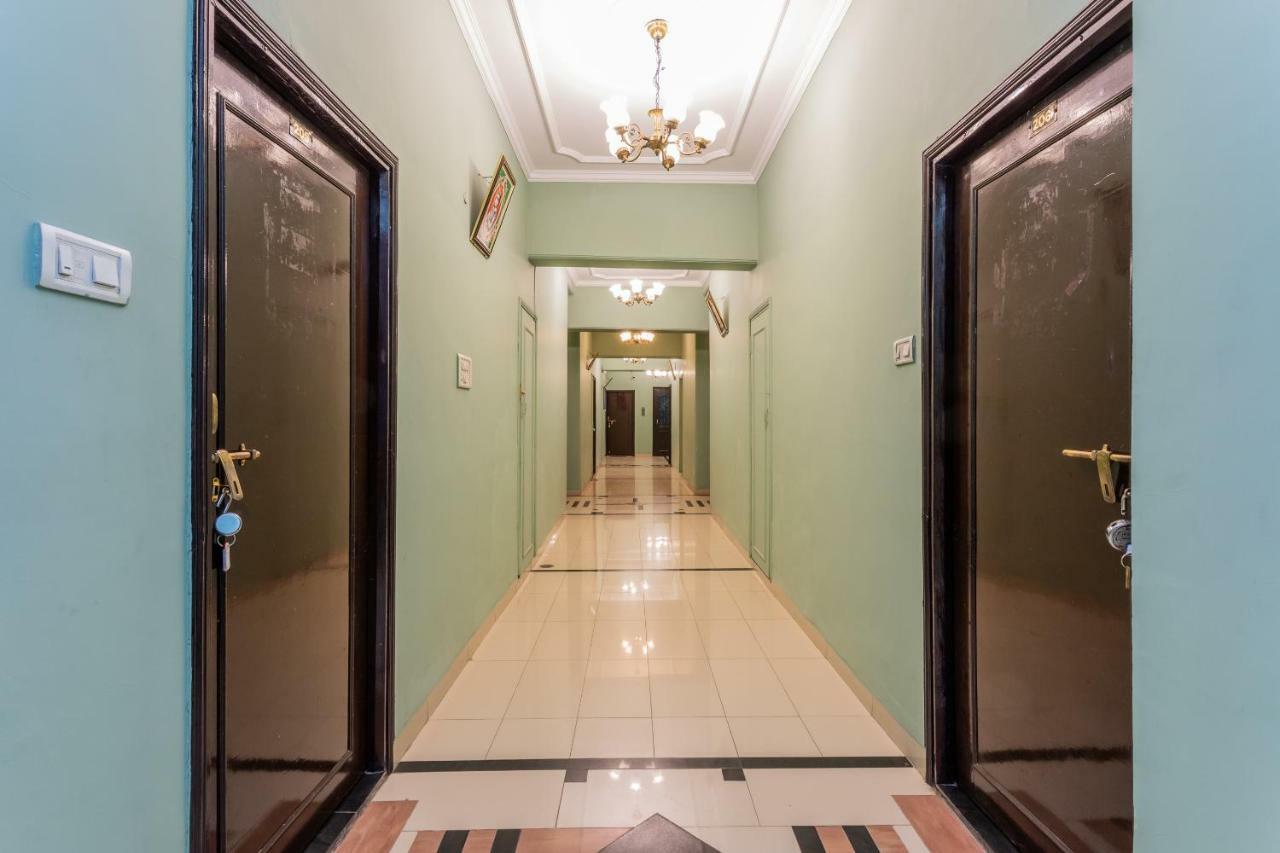 Oyo 38142 Girdhar Mahal Hotel Indore Ngoại thất bức ảnh